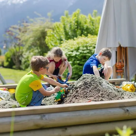 Tschanun Apartament *